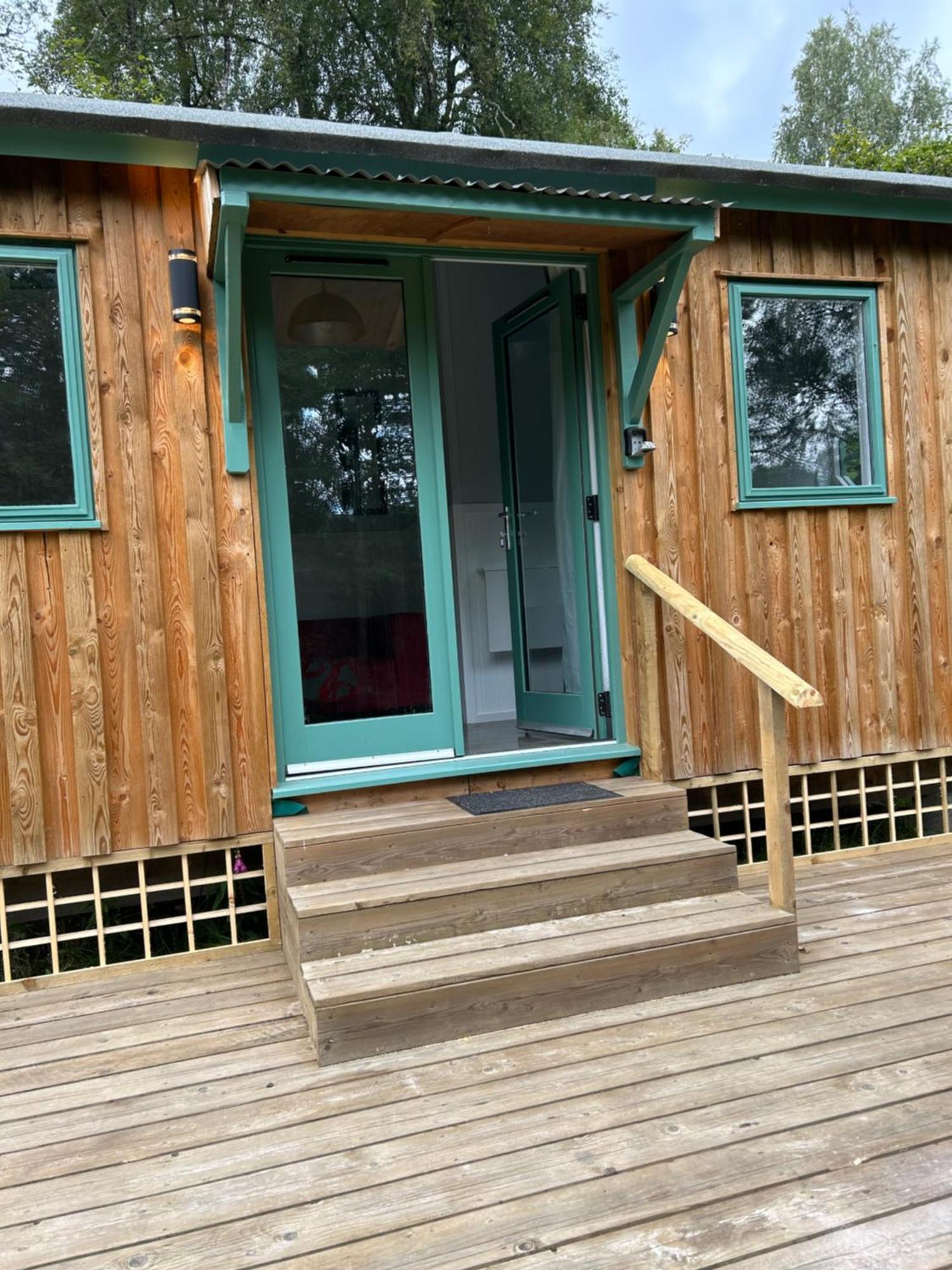 1Lochness Glam Lodges Inverness Eksteriør bilde