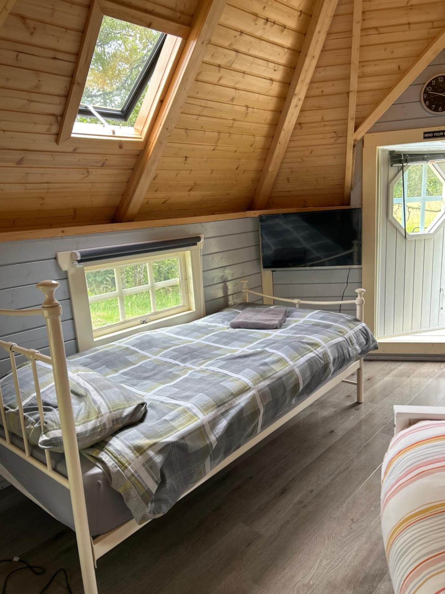 1Lochness Glam Lodges Inverness Eksteriør bilde