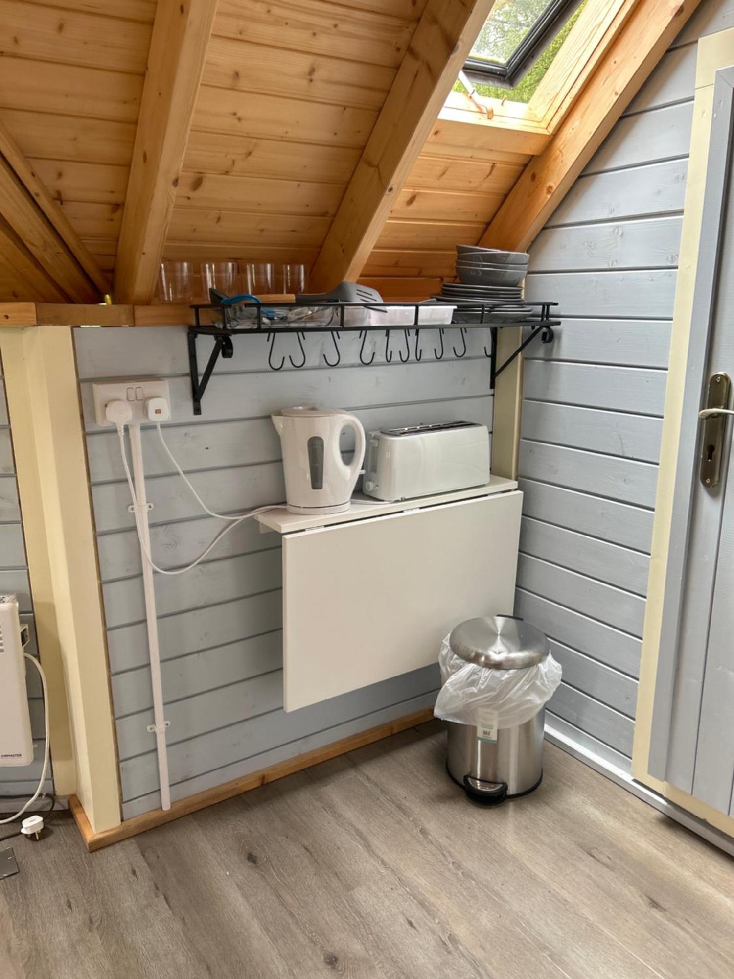 1Lochness Glam Lodges Inverness Eksteriør bilde