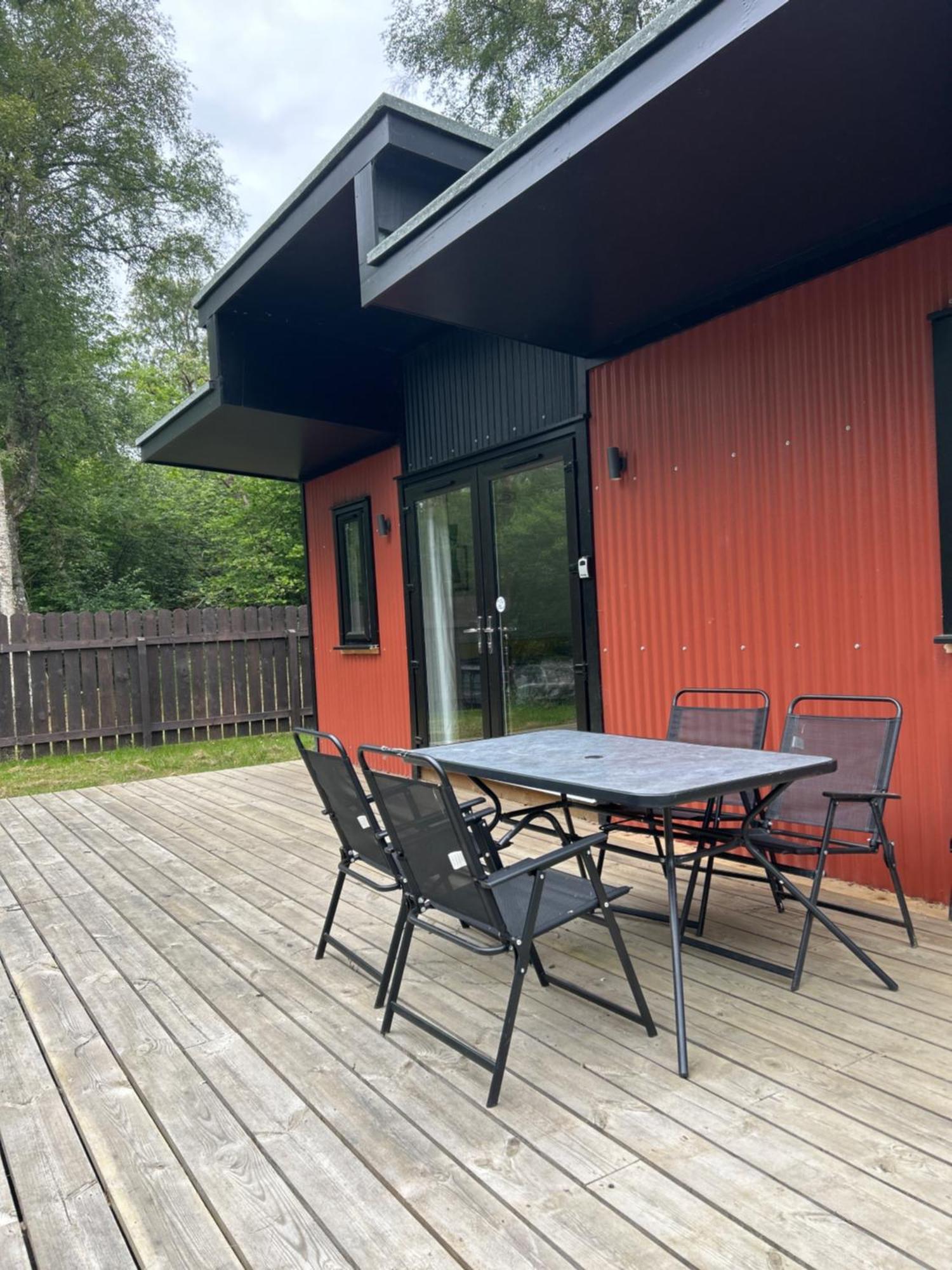 1Lochness Glam Lodges Inverness Eksteriør bilde